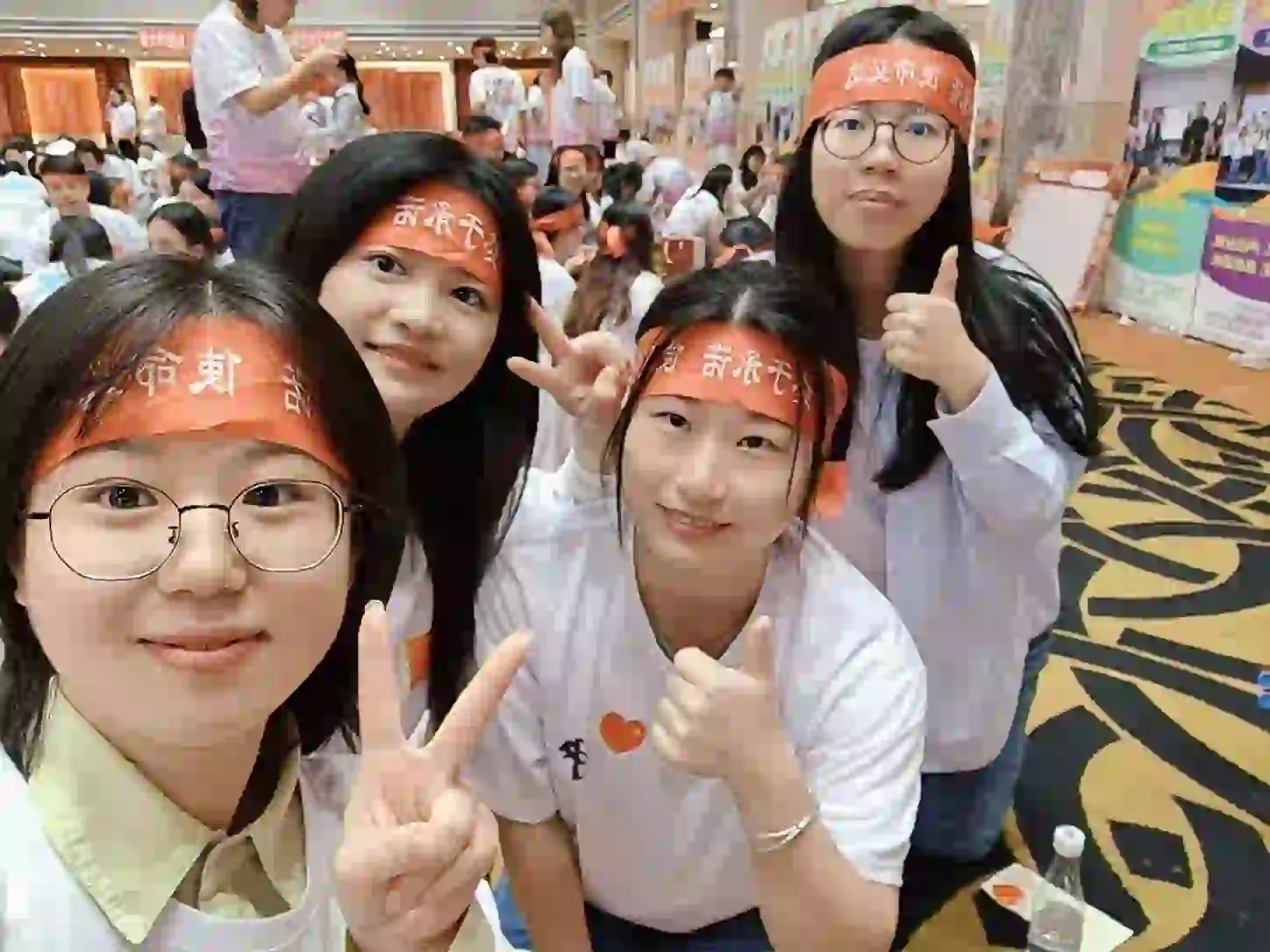 杰雕团队成员活动合影